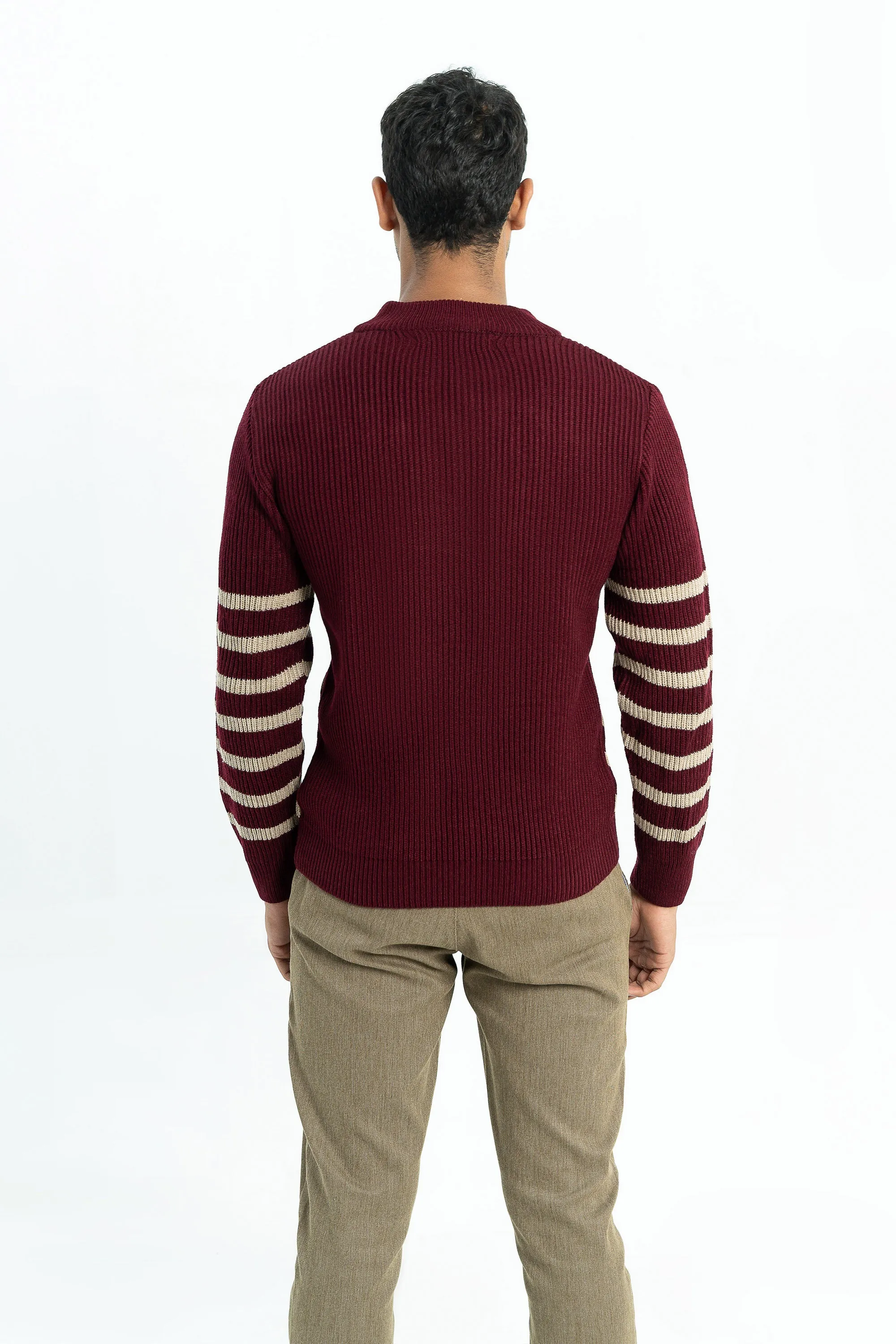 Maroon sweater