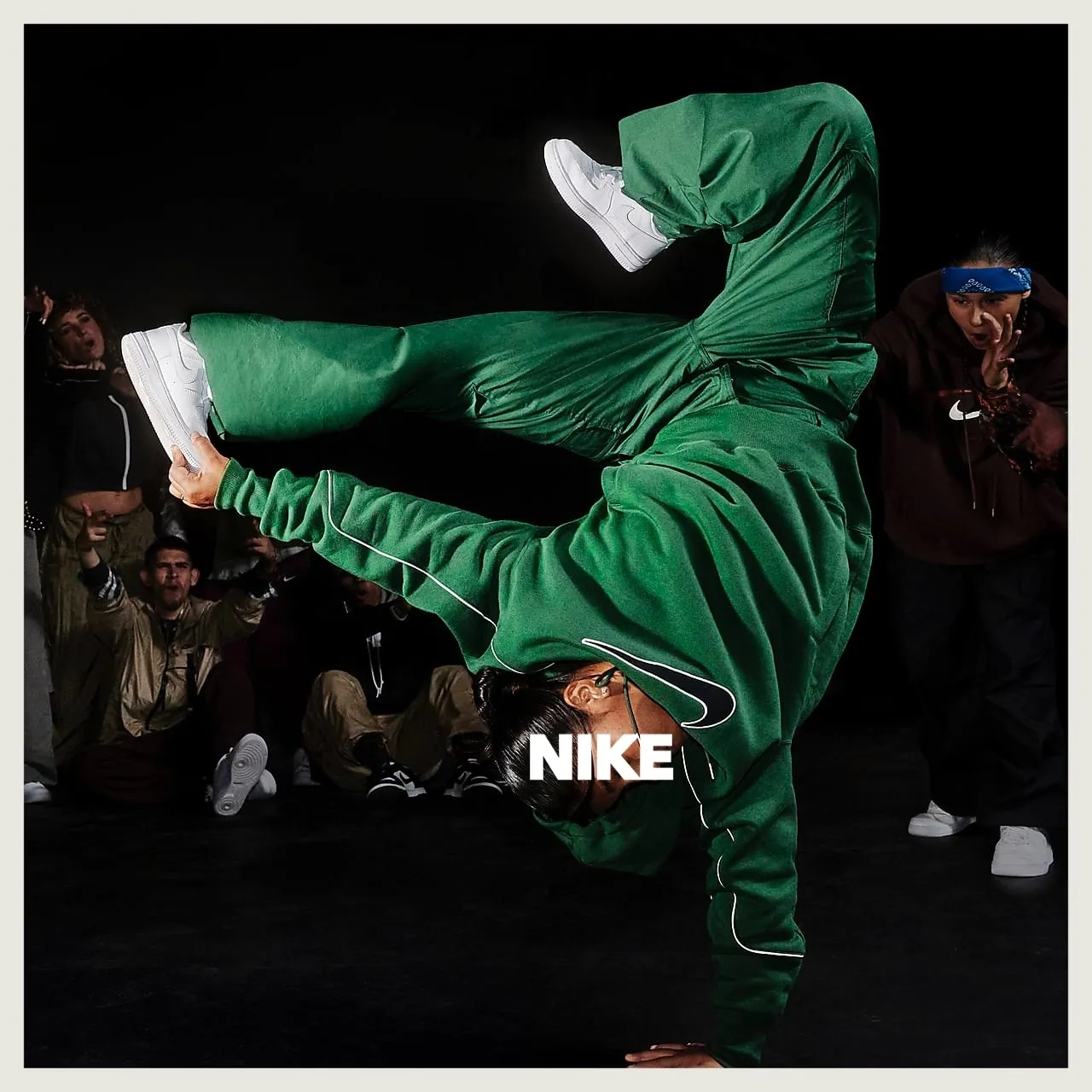 Nike  |Blended Fabrics Street Style Long Sleeves Plain Logo